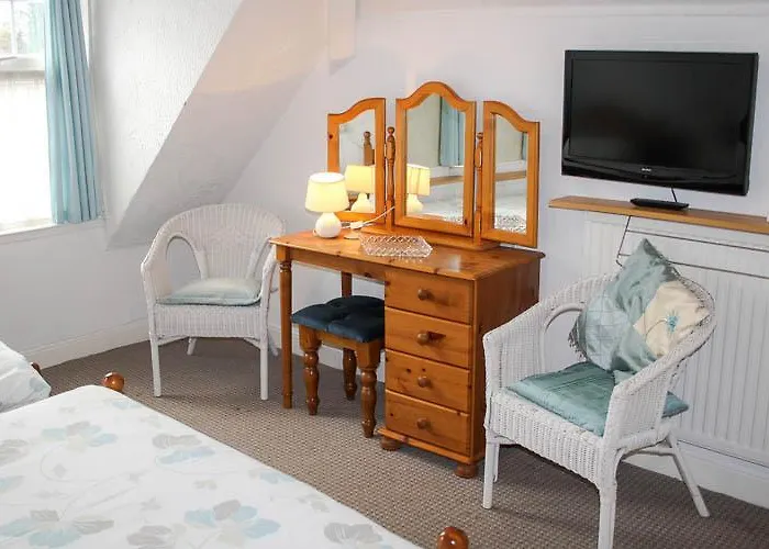B&B only: Atholl Lodge