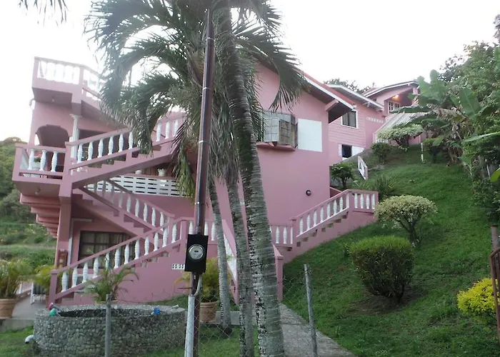 Top Ranking Hill View Guesthouse