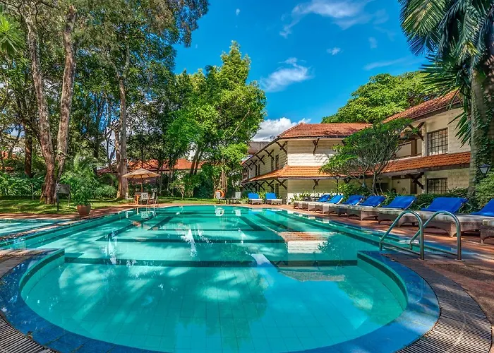 Hotel with Tennis: Southern Sun Mayfair Nairobi