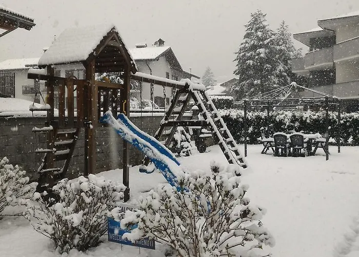 AFFITTACAMERE VALCHIAVENNA - Foresteria Lombarda con PARCHEGGIO PRIVATO SUL POSTO! Apprezzata Gestione Familiare dal 2012, Qualità-Prezzo TOP! Guest-House with PRIVATE PARKING ON SITE! Appreciated Family Management since 2012, Quality-Price TOP!
