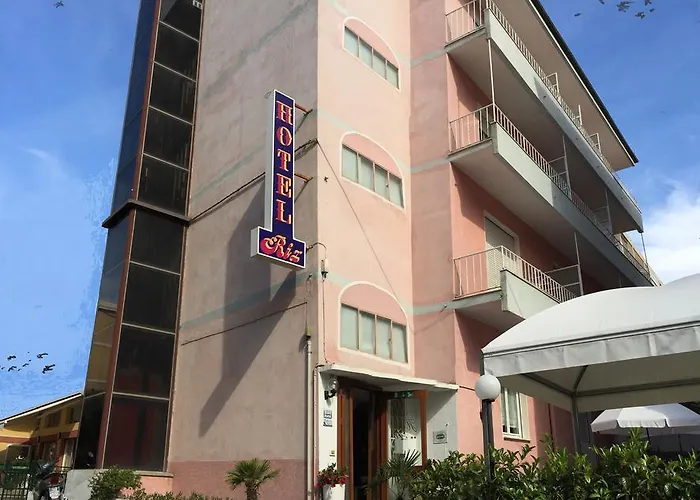 Hotel: Hotel Riz