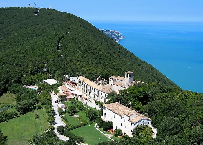 Resort: Hotel Monteconero
