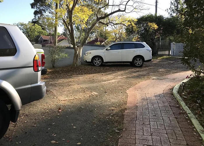 B&B only: Chatswood Inn