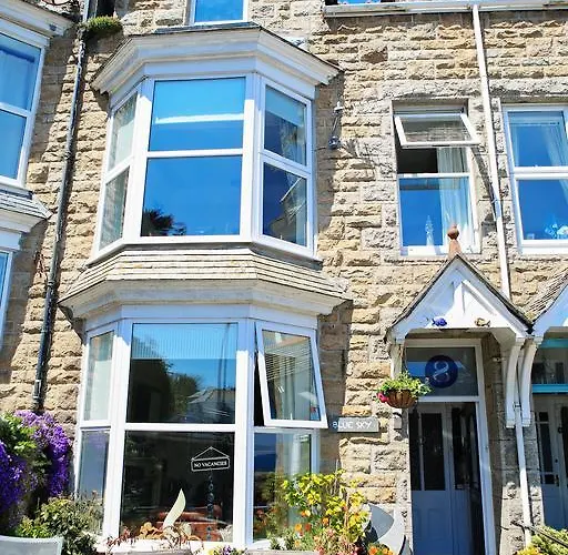 Family Hotel: Blue Sky Bed And Breakfast