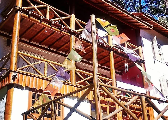 Nas Nuvens Hospedaria