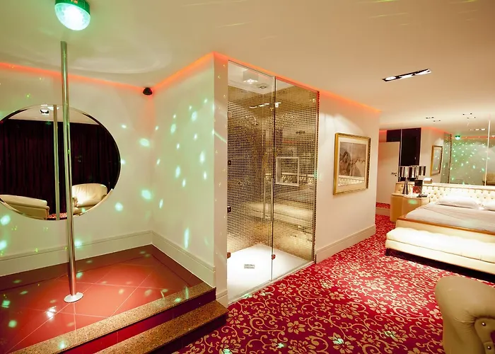 Eden Motel (Adults Only)