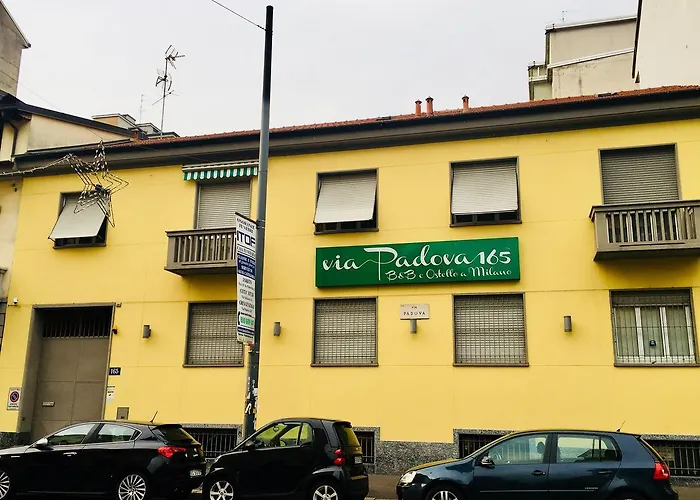 Hotel vicino al College: Via Padova 165