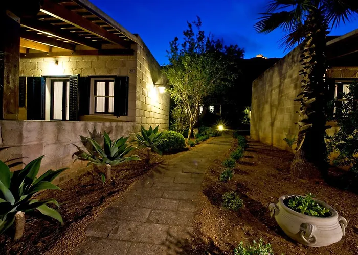 Miramare Residence