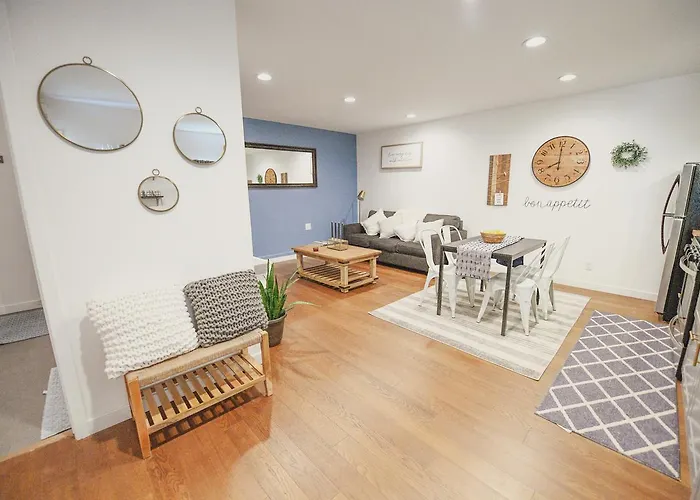 Charming Valley Village Guesthouse Permit # Hsr Two Three Zero Zero 2794