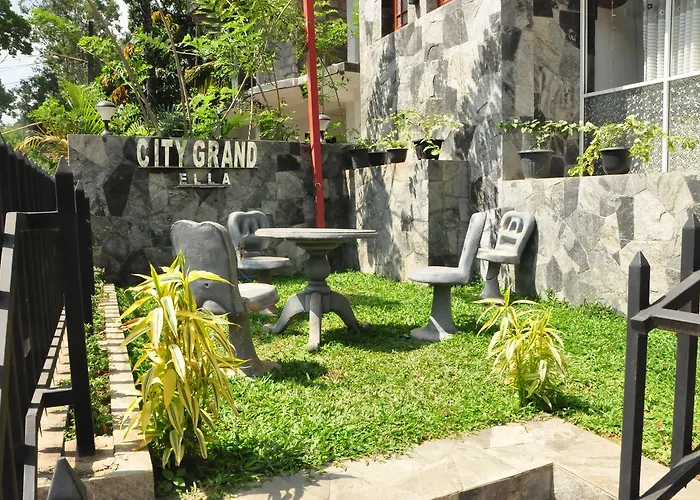 Hotel City Grand Ella