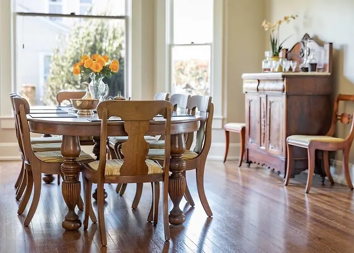 Clifton House - Observatory - King Suite, Sleeps 4, Mississippi River Views