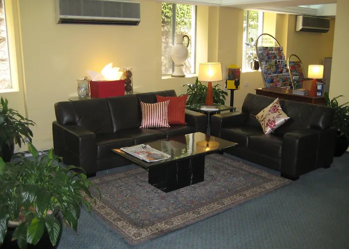 Central hotel: Devere Hotel