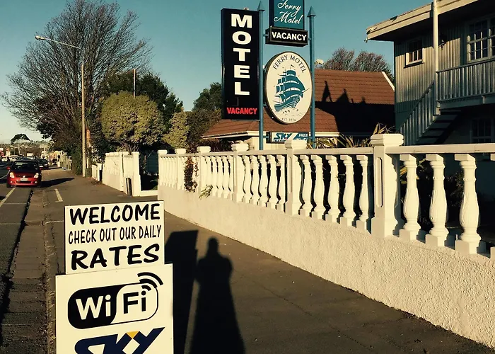 Ferry Motel