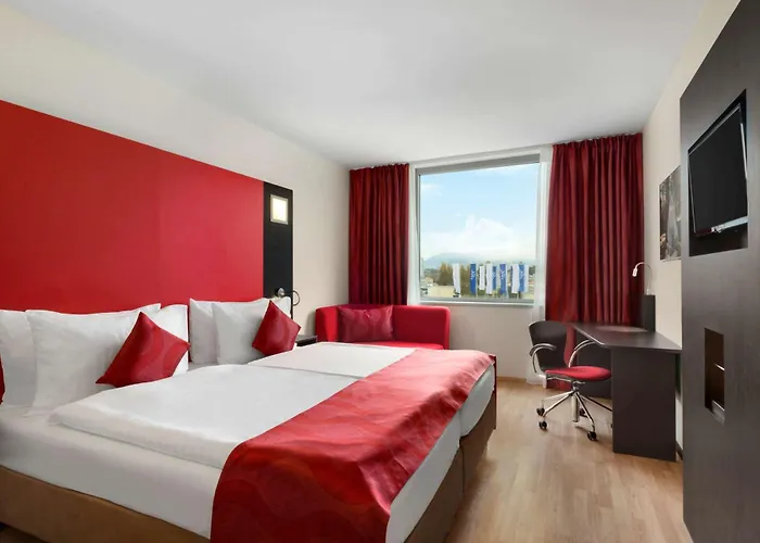 Ramada Encore By Wyndham Geneva