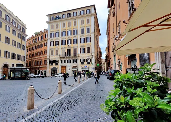 Little Queen Pantheon