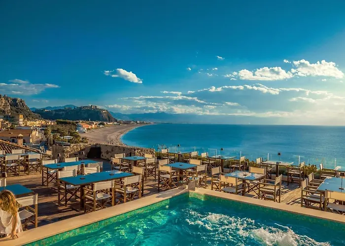  Ngonia Bay Boutique