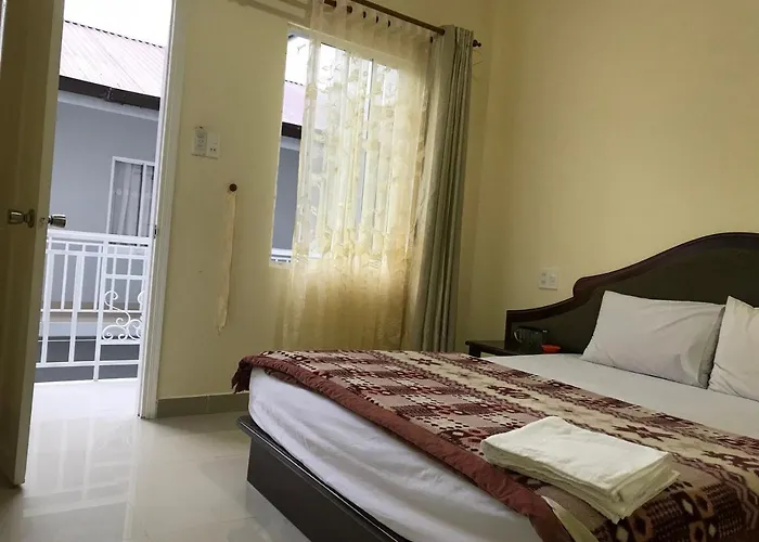 Phuong Hong Guesthouse
