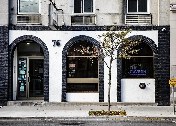 Hostel: Hi Toronto Hostel