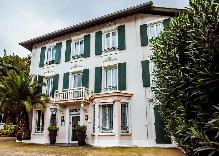 Hôtel VAL FLORES LOGIS