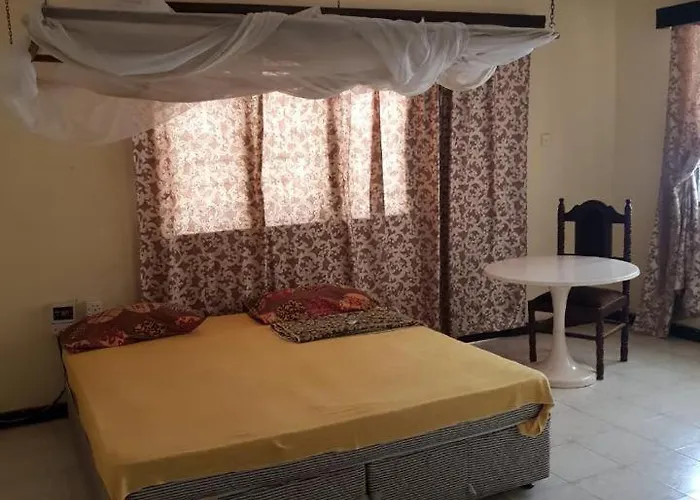 Surahi Restaurant & Guest House