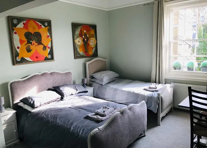 Cheap hotel: Regency Rooms Guesthouse