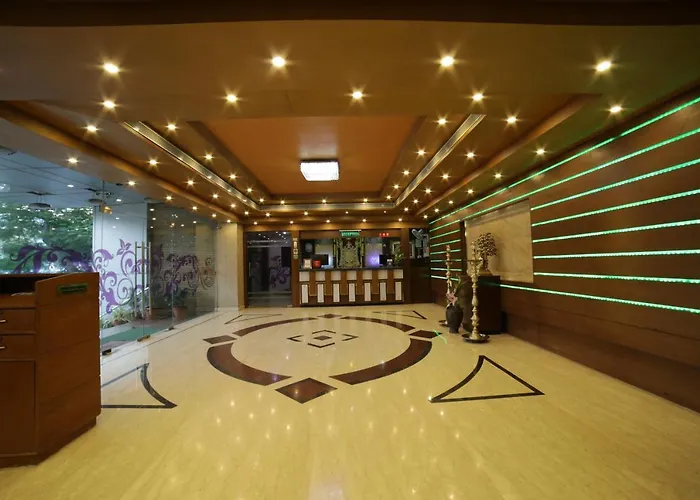 Self catering: Hotel Green Palace