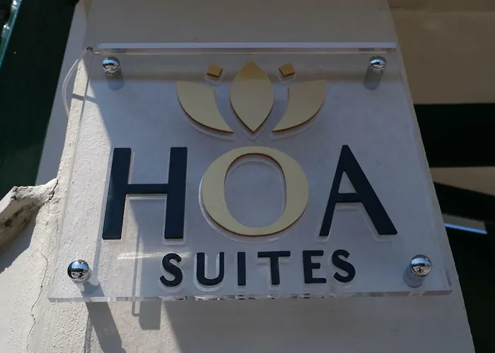 Hoa Suites