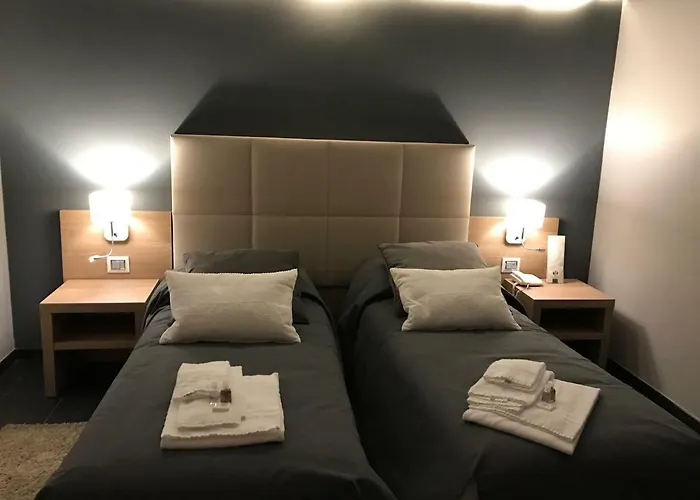 Hotel 4 stelle: Viale San Martino