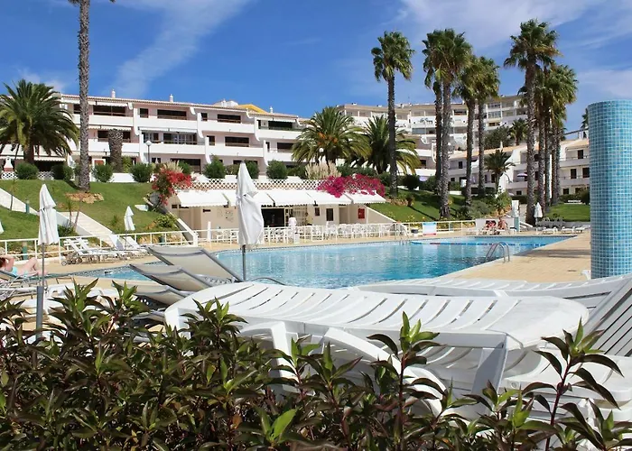 Vila da piscina: Great Villa