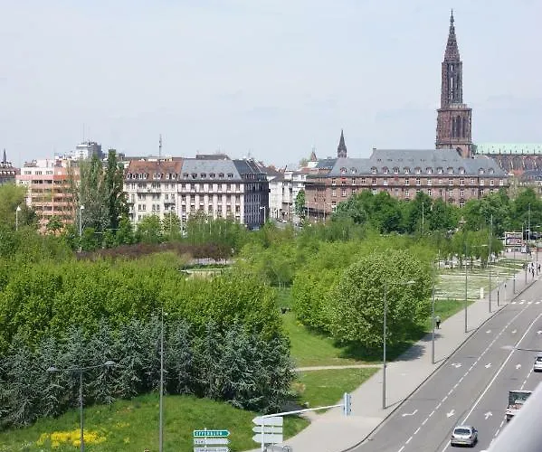 Suite Place De L'Etoile