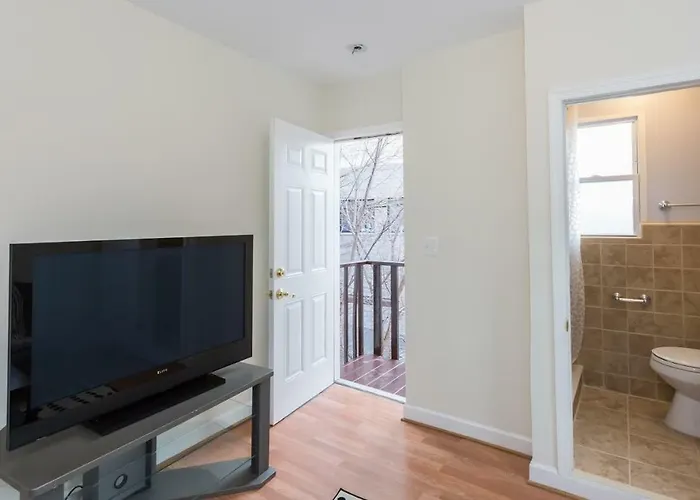 Charming Studio - 3 Min Walk To Petworth Metro Station; 10 Min To Convention Center