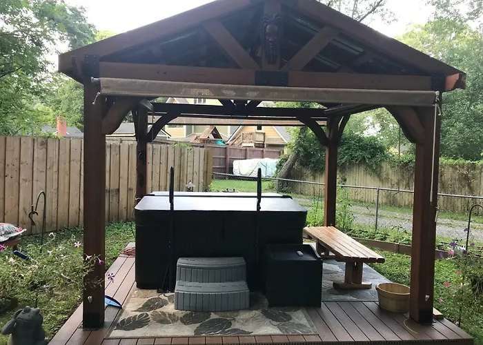 Ed & Rosie'S Place