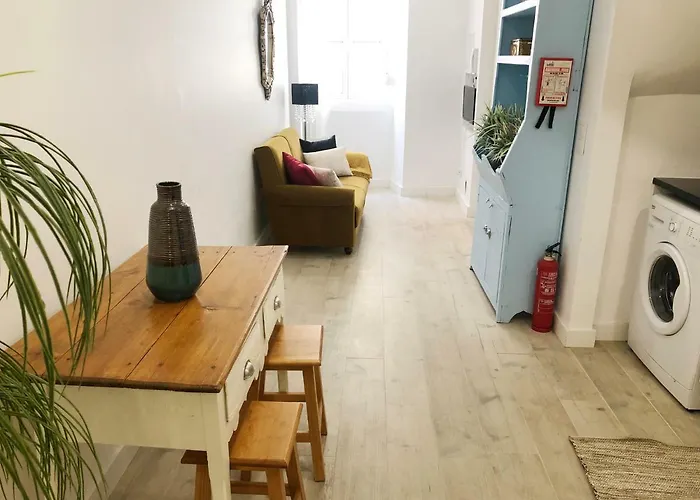 Alojamentos: 20 Rc - Lisbon City Studio Apartment