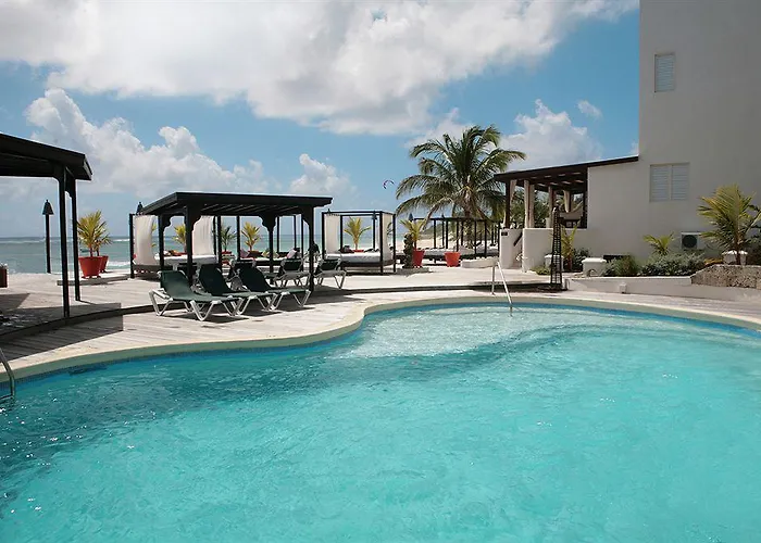Silver Point Villa Hotel