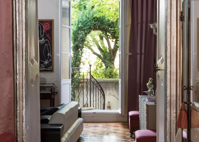Particulier Le 28 - Spa & Art Luxury Design