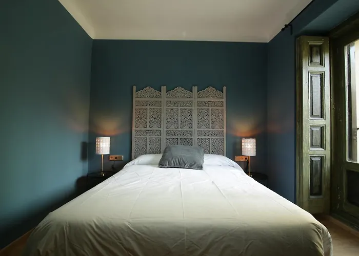 Hotel de 3 estrellas: AbraCadabra Suites