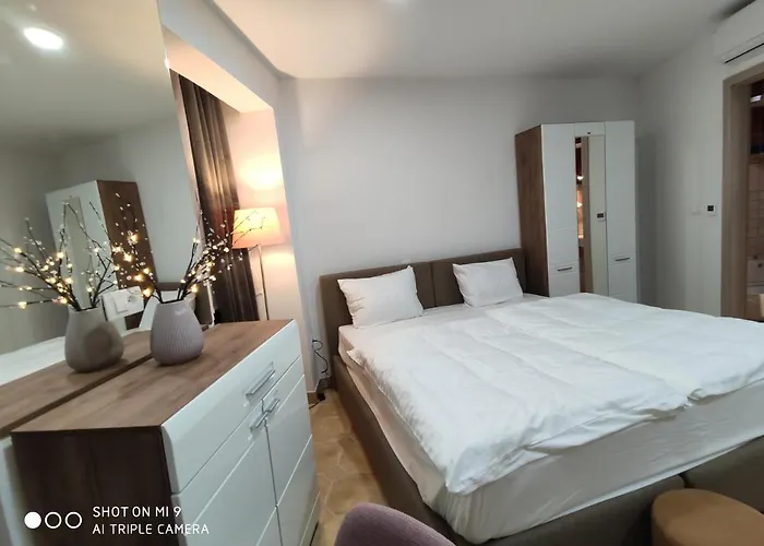 Aparthotel Cross Street 4