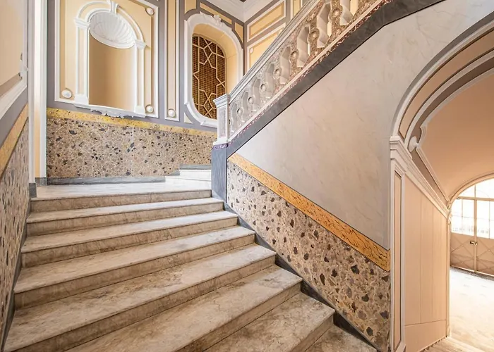 4 star hotel: Ae Home|Studio