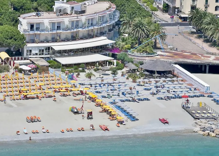 Resort: Hotel Tirreno