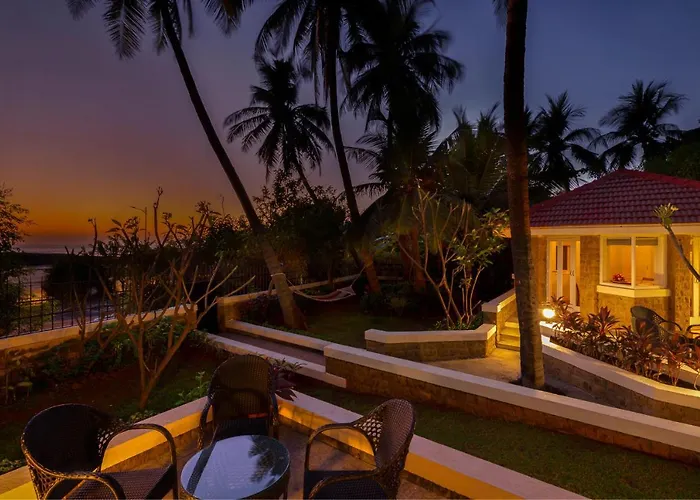 Ama Stays & Trails, Beach House Madh Island
